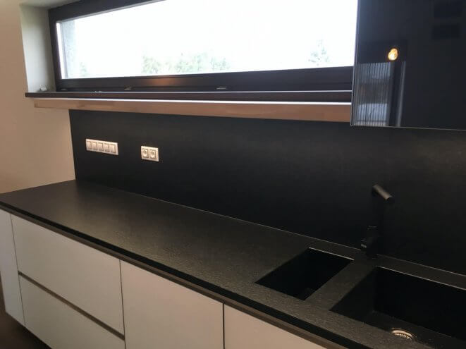 montáž, montaz, montáže kuchyně, kuchyně montáž, montáže kuchyní, návrhy kuchyní, černá kuchyň, bílá kuchyň, kuchyně české budějovcie, kuchyně praha, matná kuchyň, výroba kuchyní, poptávka kuchyní, kuchyň, kuchyne, kuchyně na míru, kuchyn, matná kuchyň, l