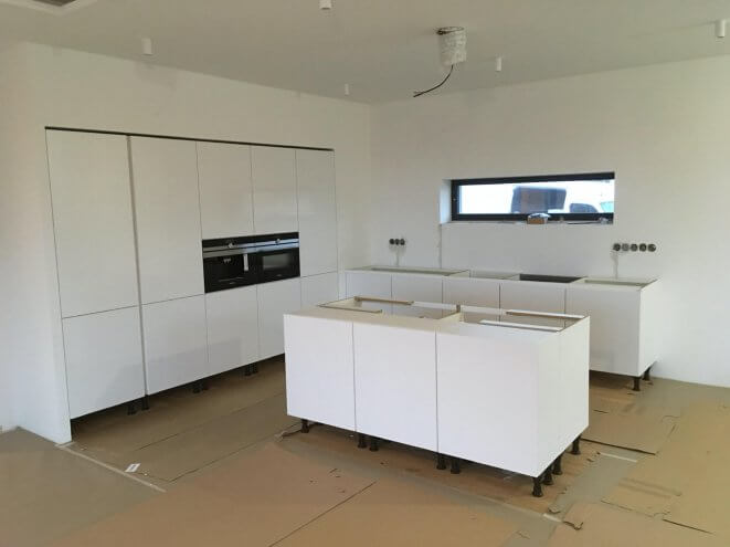 montáž, montaz, montáže kuchyně, kuchyně montáž, montáže kuchyní, návrhy kuchyní, černá kuchyň, bílá kuchyň, kuchyně české budějovcie, kuchyně praha, matná kuchyň, výroba kuchyní, poptávka kuchyní, kuchyň, kuchyne, kuchyně na míru, kuchyn, matná kuchyň, l