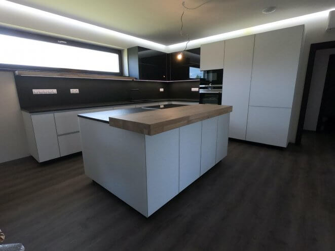 montáž, montaz, montáže kuchyně, kuchyně montáž, montáže kuchyní, návrhy kuchyní, černá kuchyň, bílá kuchyň, kuchyně české budějovcie, kuchyně praha, matná kuchyň, výroba kuchyní, poptávka kuchyní, kuchyň, kuchyne, kuchyně na míru, kuchyn, matná kuchyň, l